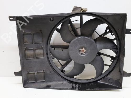 Used Radiator fan Radiator fan 37076116 37076116