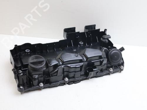 Used Valve cover VOLVO V70 III (135) D4 (181 hp) 33044912