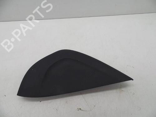 Used Middle console Middle console VOLVO V40 Hatchback (525) T2 GTDi (120 hp) 18615508 18615508
