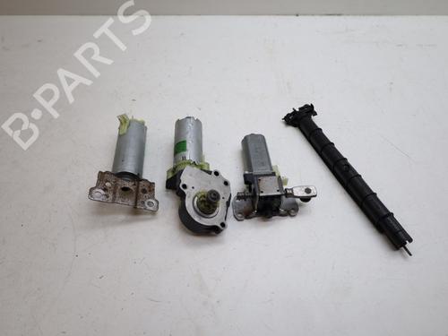 Used Electronic module Electronic module VOLVO V70 III (135) 2.0 T (203 hp) 26164479 26164479