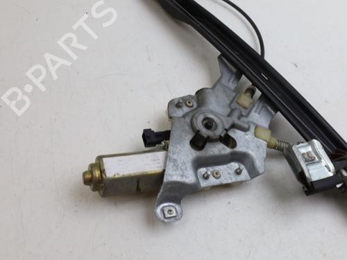 Alzavetro anteriore destra SAAB 9-3 (YS3F, E79, D79, D75) 1,8t | BP30816351C23 