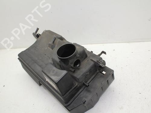 Used Air filter box Air filter box VOLVO V50 (545) 2.4 (140 hp) 18612302 18612302