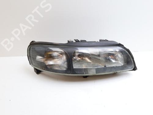 Optica direita VOLVO XC70 I Cross Country (295) 2.4 T XC AWD (200 hp) 31154256