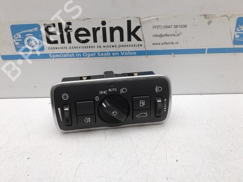 Used Headlight switch Headlight switch VOLVO V60 I (155) D4 (181 hp) 18631558 18631558