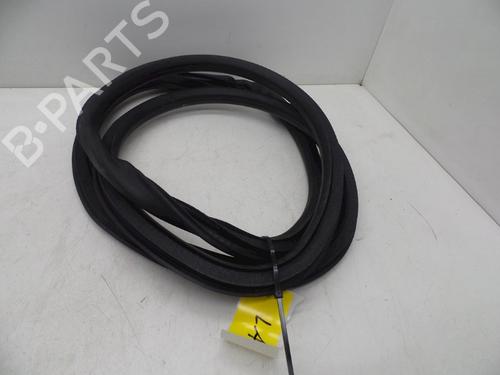 Rubber door seal OPEL INSIGNIA A Sports Tourer (G09) 2.0 CDTI (35) | BP18615844C142 