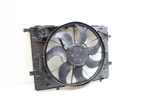 Used Radiator fan Radiator fan 32001966 32001966