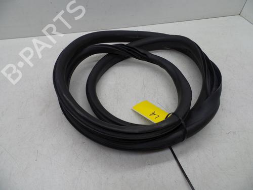 Used Rubber door seal VOLVO S60 II (134) D3 (163 hp) 18614738