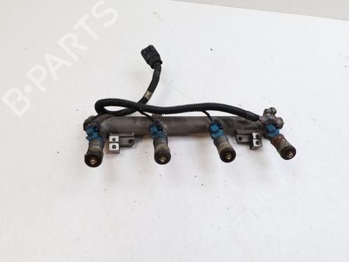 Rail D'Injecteurs SAAB 9-3 (YS3F, E79, D79, D75) 1,8t (150 hp) 31874105