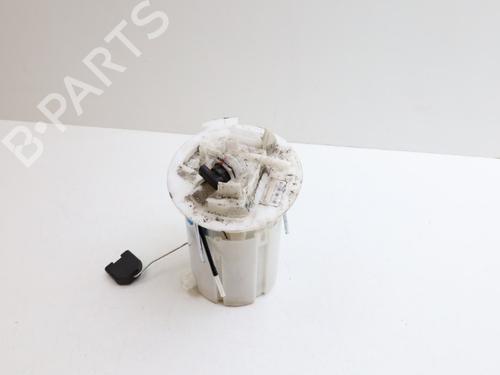 Used Fuel pump Fuel pump MERCEDES-BENZ C-CLASS (W205) C 180 (205.040, 205.140) (156 hp) 31956650 31956650