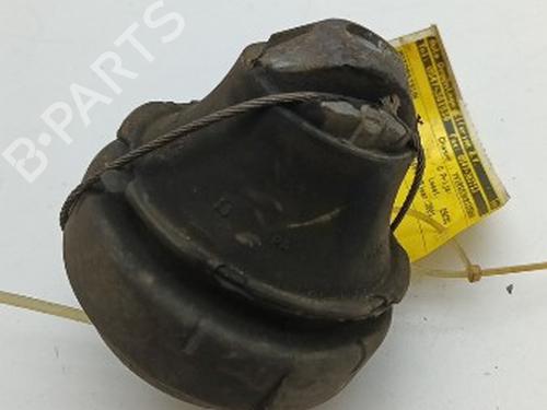 Used Engine mount VOLVO S60 I (384) T5 (250 hp) 18622682