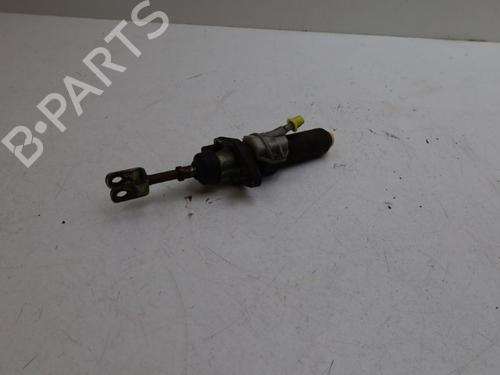 Kupplungsgeberzylinder für SAAB 900 I (AC4, AM4) 2.0 -16 (126 hp) 32405489