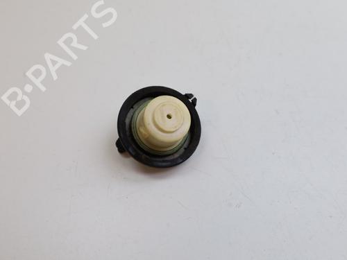 fuel-cap-saab-9-3-ys3f-e79-d79-d75-2002-2003-2004-2005-2006-2007-2008-2009-2010-2011-2012-2013-2014-2015-25851314 main image
