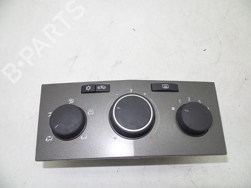 Used Climate control Climate control OPEL ZAFIRA / ZAFIRA FAMILY B (A05) 1.9 CDTI (M75) (100 hp) 18618021 18618021