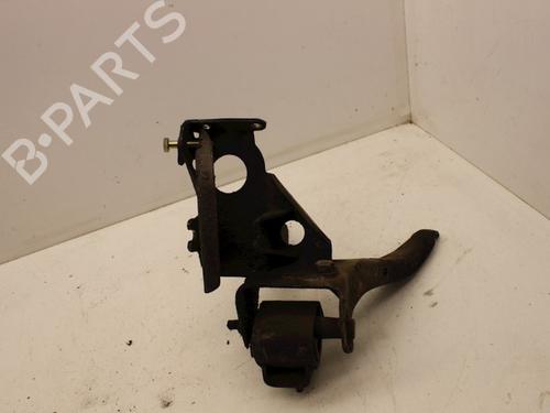 Used Engine mount Engine mount 18611811 18611811