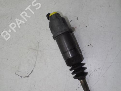 Used Clutch slave cylinder VOLVO 960 II Estate (965) 2.5 (170 hp) 18617642
