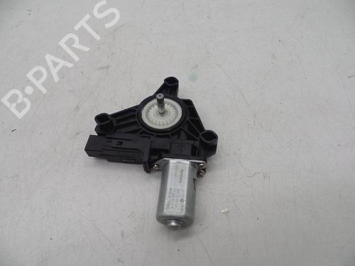 other-volvo-v40-hatchback-525-d2-31378400-2012-2013-2014-2015-2016-2017-2018-2019-18615580 main image