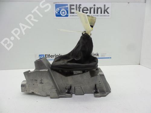 Used Shift knob SAAB 9-3 (YS3D) 2.0 Turbo (205 hp) 18613717