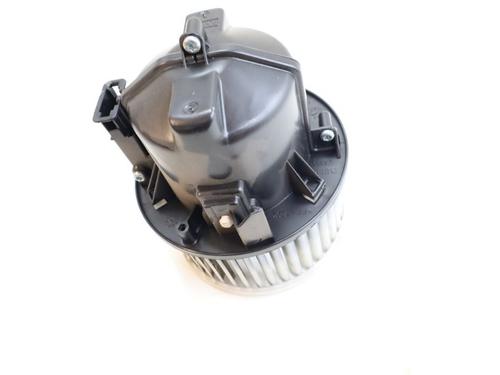 Heater blower motor VOLVO XC70 II (136) D5 AWD | BP19631644M62 