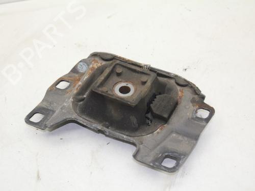 Used Engine mount Engine mount 18612893 18612893