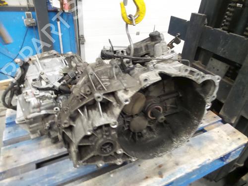 Used Gearbox Gearbox VOLVO V60 I (155) D3 / D4 (163 hp) 18625694 18625694