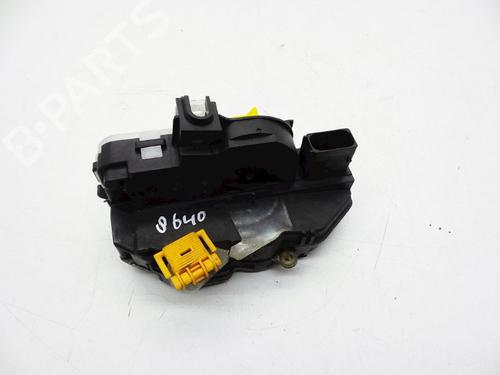 Front left lock OPEL INSIGNIA A Sports Tourer (G09) 2.0 CDTI (35) | BP18626095C98 