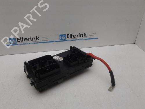 Used Fuse box OPEL INSIGNIA A Sports Tourer (G09) 2.0 CDTI (35) (160 hp) 18630563