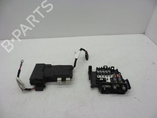 Used Fuse box Fuse box VOLVO V60 I (155) D3 / D4 (163 hp) 18623403 18623403