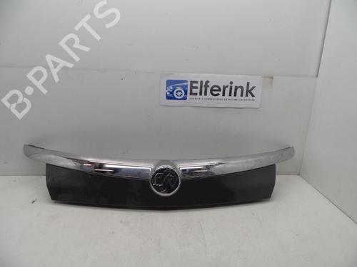 Used Rear center light OPEL INSIGNIA A Sports Tourer (G09) 2.0 CDTI (35) (131 hp) 18616136