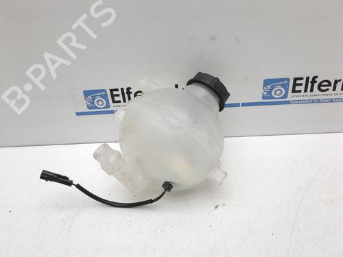 Used Expansion tank Expansion tank VOLVO V60 I (155) D6 Hybrid AWD (280 hp) 18629499 18629499