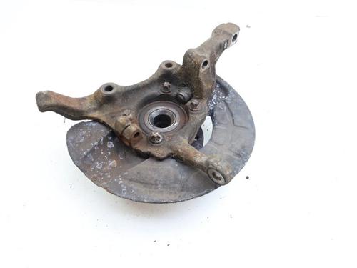 Used Right front steering knuckle VOLVO 850 Estate (855) 2.5 TDI (140 hp) 30201785