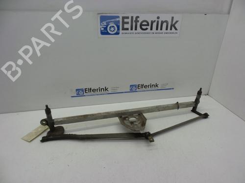 Used Front wipers mechanism Front wipers mechanism VOLVO 740 (744) 2.3 (156 hp) 18606723 18606723