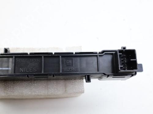 Warning switch SAAB 9-7X 4.2 AWD | BP30587128I22 - Image 3