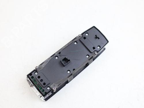 Used Switch Switch MERCEDES-BENZ CLA Coupe (C117) CLA 180 (117.342) (122 hp) 36501820 36501820