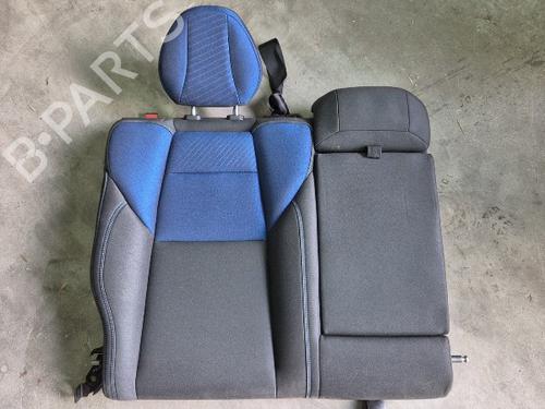 Asientos traseiros LYNK & CO 01 HEV (197 hp) 31374716