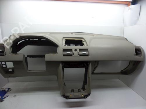 Used Dashboard Dashboard VOLVO XC90 I (275) 2.5 T AWD (209 hp) 18624178 18624178