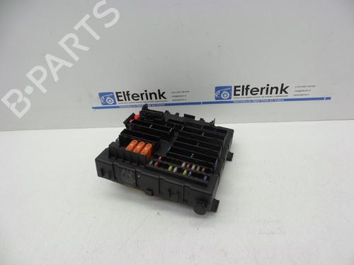 Fuse box OPEL SIGNUM Hatchback (Z03) 2.2 direct (F48) | BP18627691E1 