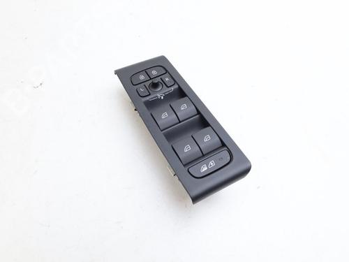 spak-kontakt-volvo-xc40-536-2017-32178047 main image