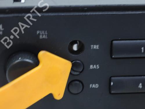 Used Radio Radio 38013772 38013772
