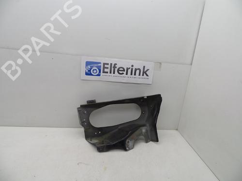 Used Right headlight support Right headlight support 18615877 18615877