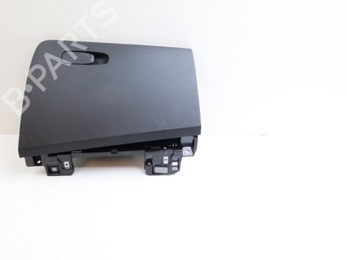 Glove box VOLVO V60 II (225) T6 Plug-in Hybrid AWD | BP29996582C95 - Image 3