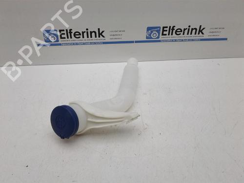 Used Windscreen washer tank Windscreen washer tank OPEL CORSA F (P2JO) 1.2 (68) (101 hp) 18629155 18629155