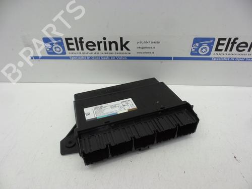 Used Electronic module VOLVO V60 I (155) D6 Hybrid AWD (280 hp) 18628910
