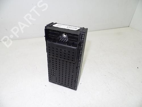 Used Fuse box Fuse box VOLVO S60 I (384) 2.4 (140 hp) 18613979 18613979