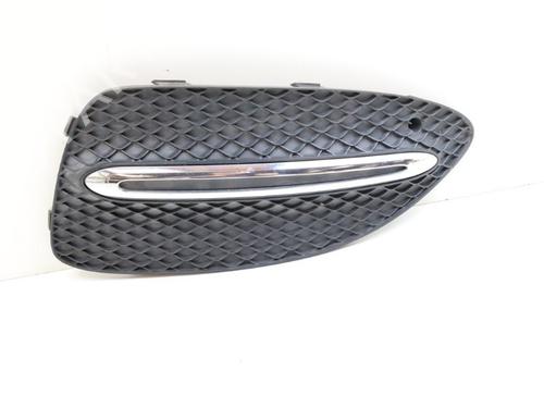 Used Grille MERCEDES-BENZ B-CLASS Sports Tourer (W246, W242) B 200 (246.243) (156 hp) 29419151