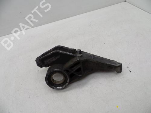 Used Engine mount Engine mount SAAB 9000 Hatchback 2.3 -16 Turbo CSE (200 hp) 18611393 18611393