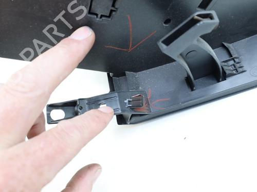 glove-box-mercedes-benz-a-class-w177-2018-27529360 main image