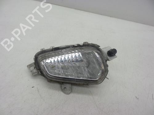 Used Right daytime light Right daytime light VOLVO V40 Hatchback (525) D2 (120 hp) 18619183 18619183