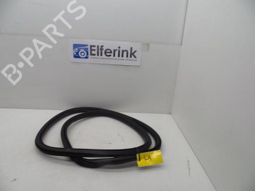 Used Rubber door seal VOLVO V40 Hatchback (525) T2 GTDi (120 hp) 18615461