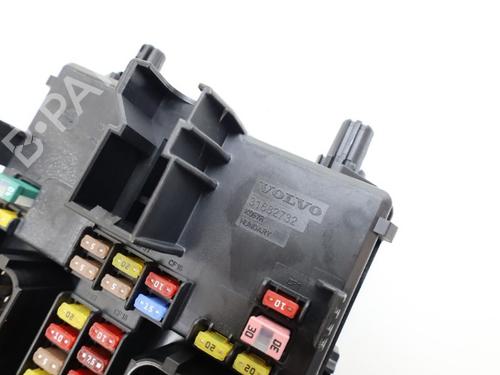 Fuse box VOLVO V60 II (225) D3 | BP18640076E1 