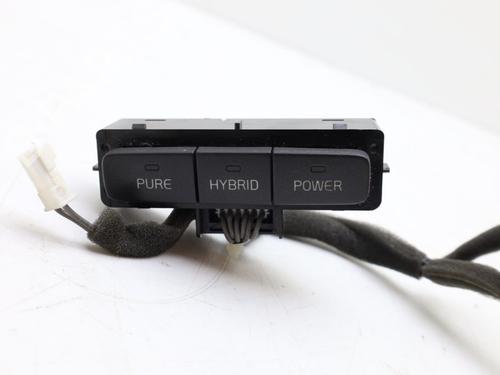 Switch VOLVO V60 I (155) D6 Hybrid AWD | BP38489634I30 - Image 2
